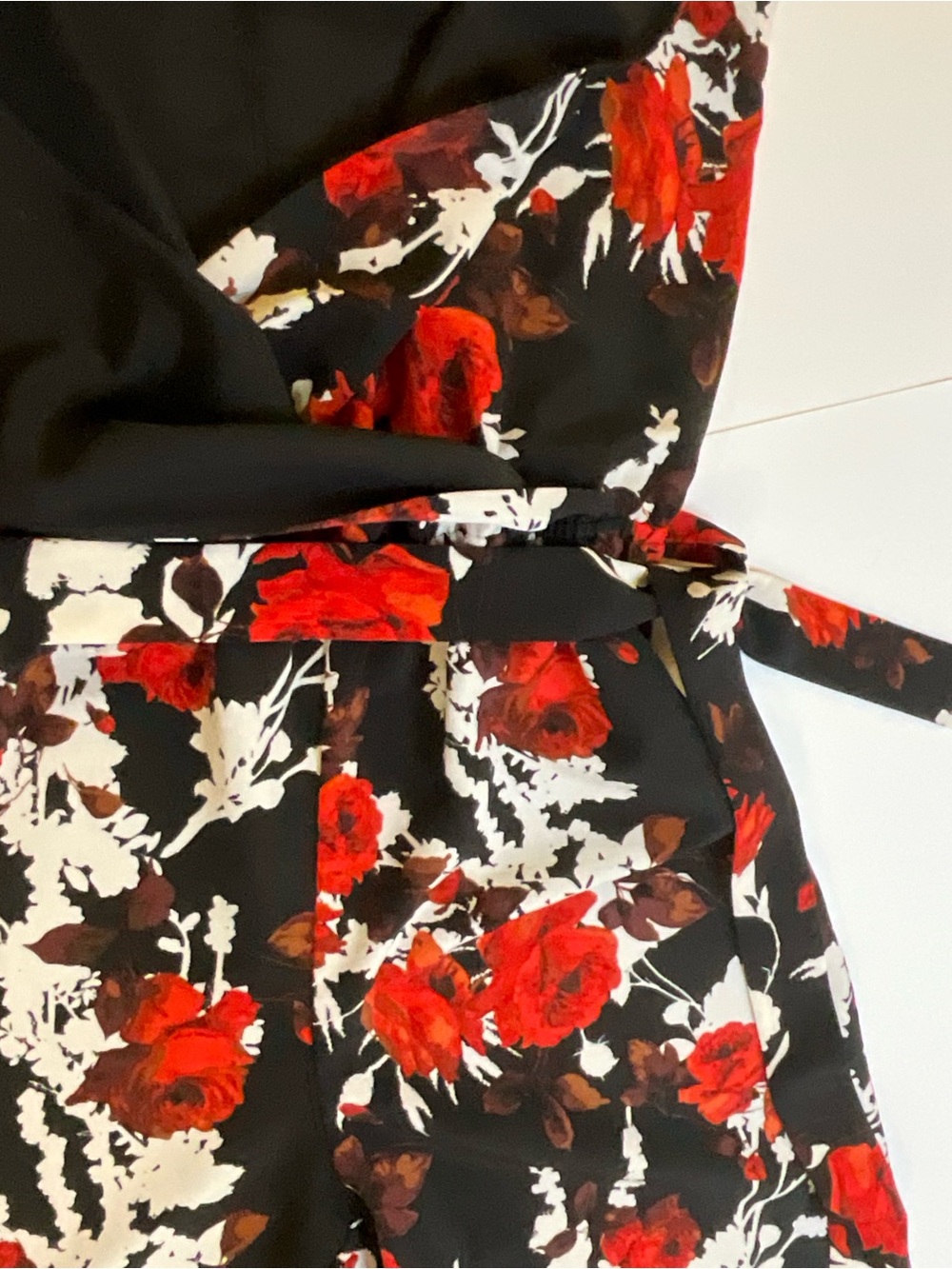 Floral Sleeveless Tie Waist Jumpsuit Black Red Wide Leg Cropped Size L - Picture 5 of 5